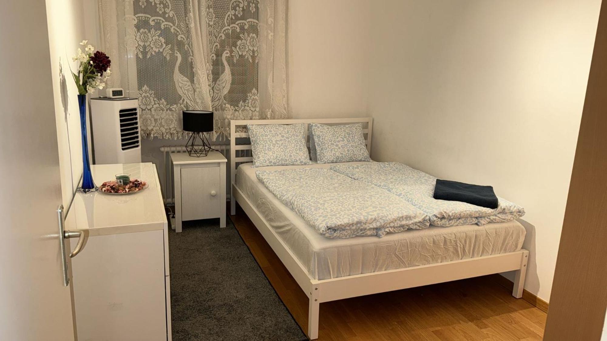 Homestay Vk - H - Zuerich Airport - Luxury - - Haldenstrasse - Kloten