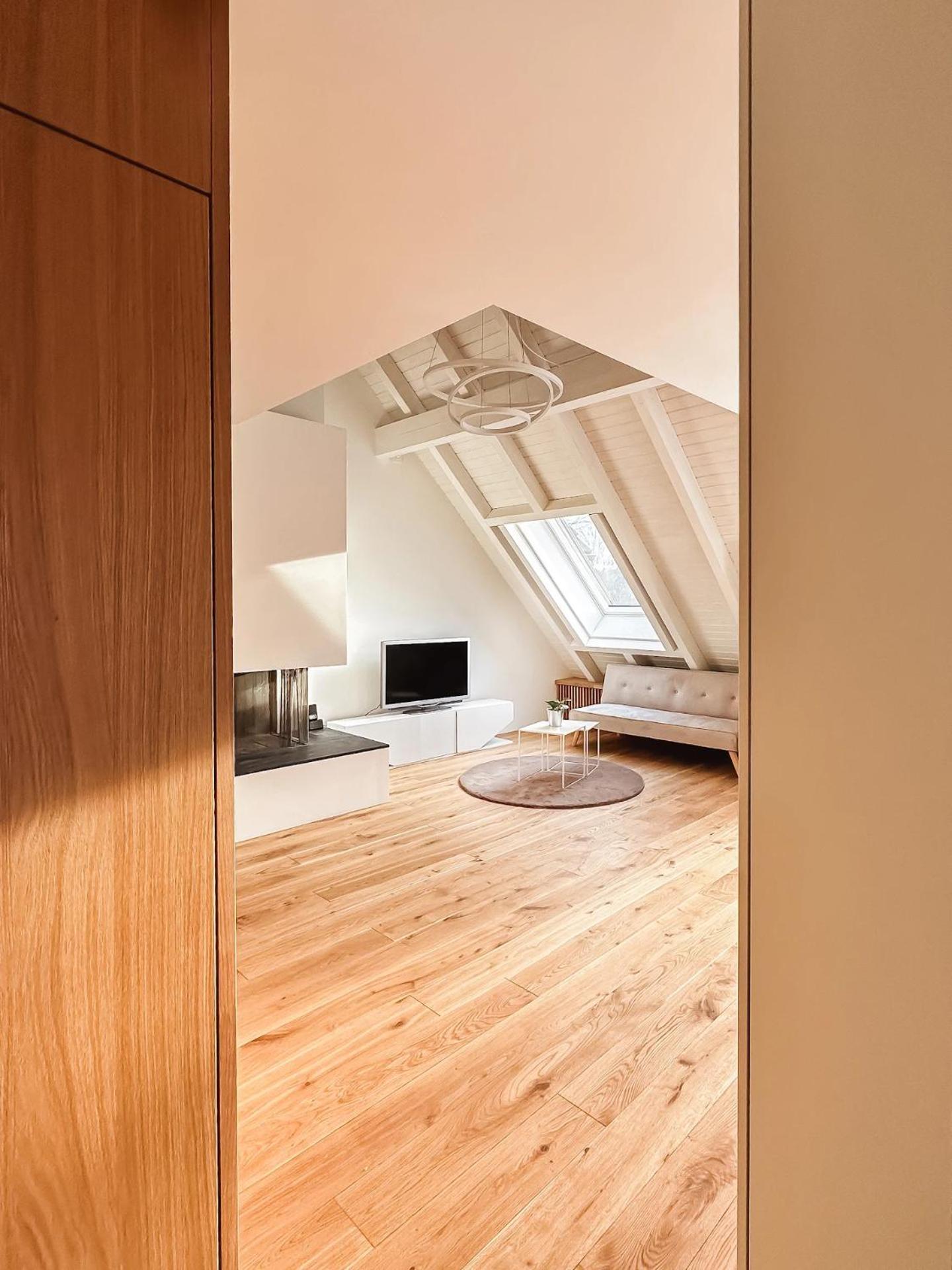 Vk - H - Zuerich Airport - Luxury - - Haldenstrasse - Homestay Kloten