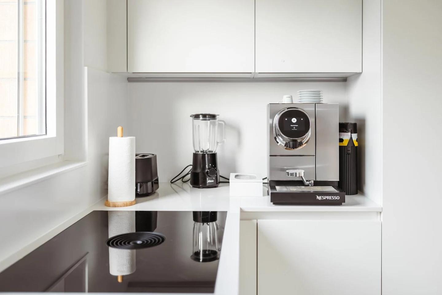 Vk - H - Zuerich Airport - Luxury - - Haldenstrasse - Homestay
